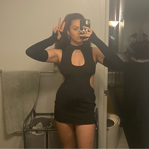 Anka Dress